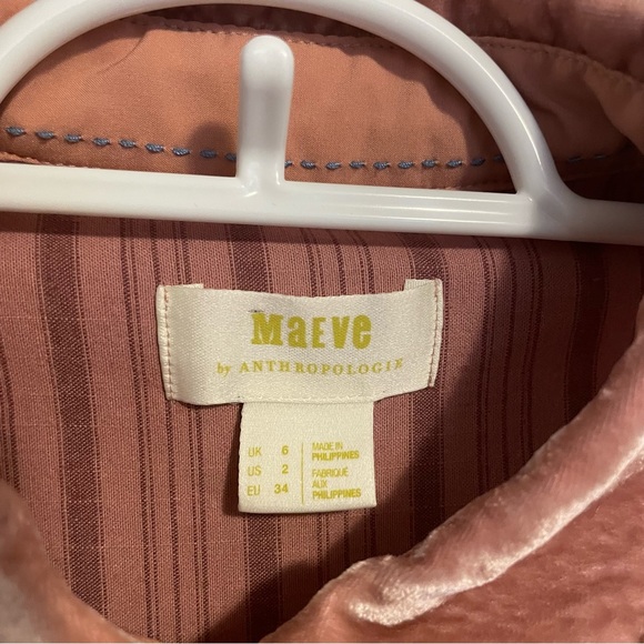 Maeve by Anthropologie Karina Crushed Velvet Button Up Size 2 - Picture 7 of 9